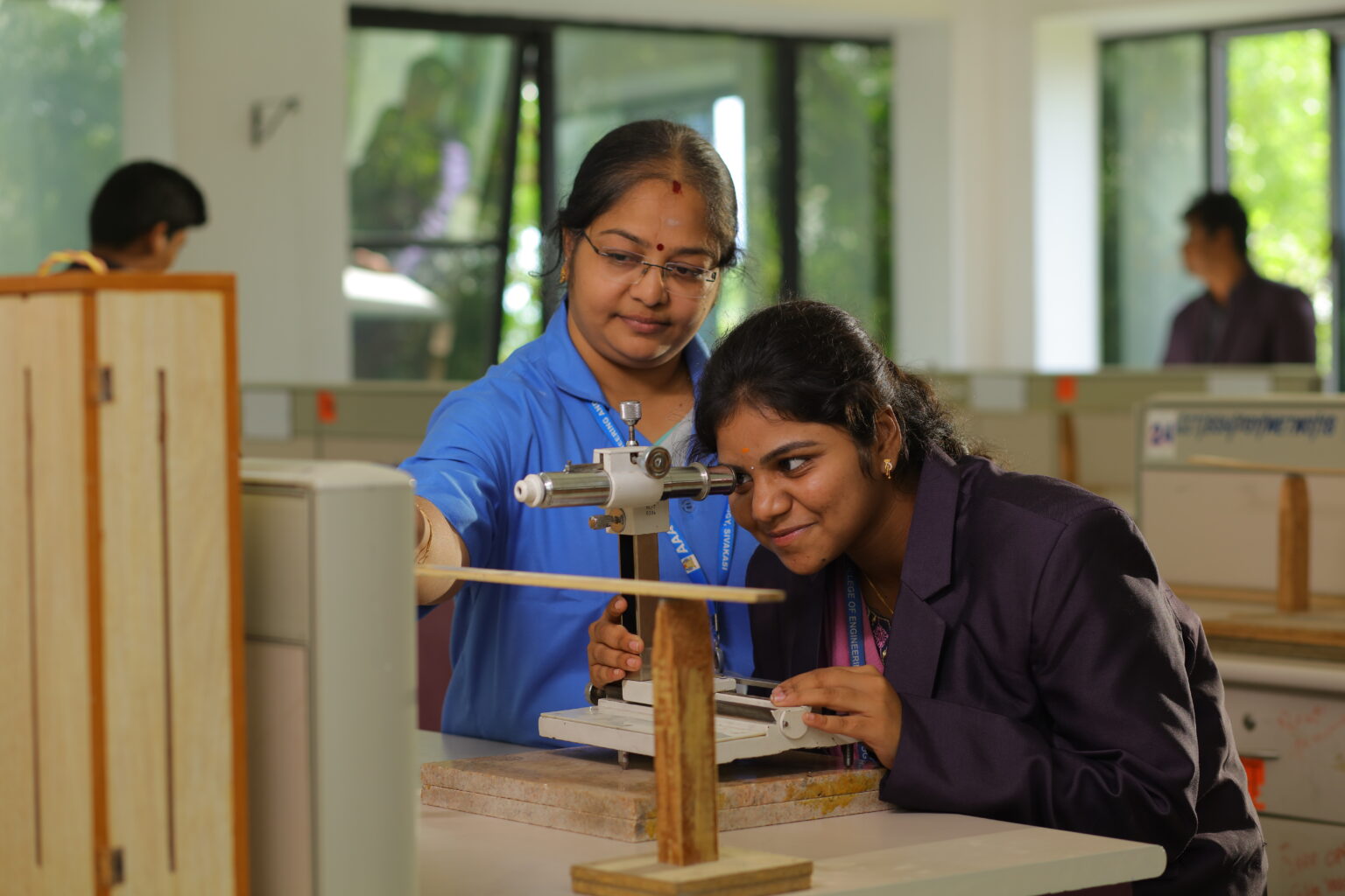 PHYSICS LABORATORY – AAA College of Engineering & Technology, Sivakasi